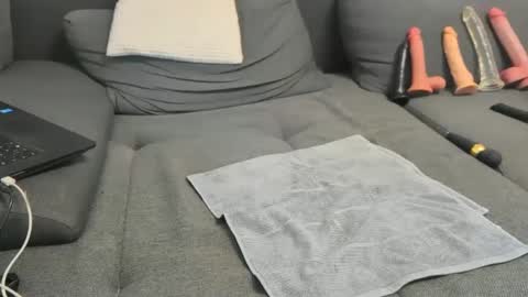 Snapshot of sophismata chatting on 02/09/25, 03:12 sophismata online show from 02/09/25, 03:12