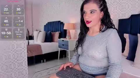 SophyJones online show from 10/29/25, 01:35