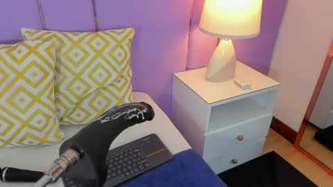 Sophy online show from 04/08/26, 11:43