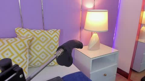 Sophy online show from 04/10/26, 11:48