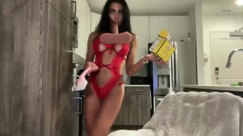 soprettyithurts69 online show from 11/04/25, 11:48