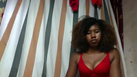 Snapshot of soriettezah chatting on 04/13/26, 06:24 soriettezah online show from 04/13/26, 06:24