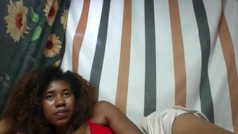 Snapshot of soriettezah chatting on 04/14/26, 06:30 soriettezah online show from 04/14/26, 06:30