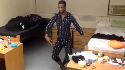 Daniel online show from 10/28/25, 12:14