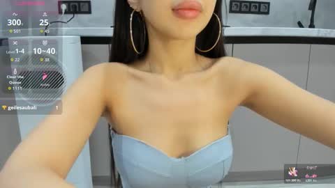 Mia online show from 10/30/25, 09:04