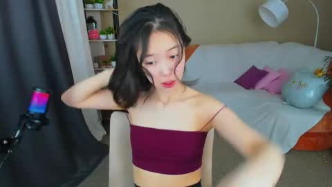 Snapshot of soulharmoonyy chatting on 02/04/26, 10:10 soulharmoonyy online show from 02/04/26, 10:10