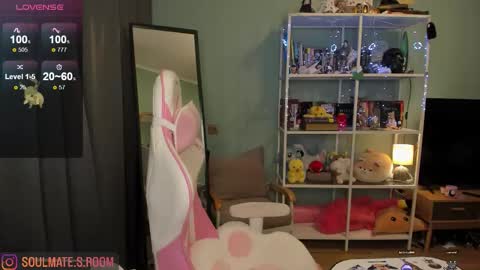 Snapshot of soulmate__ chatting on 11/19/25, 03:50 soulmate__ online show from 11/19/25, 03:50