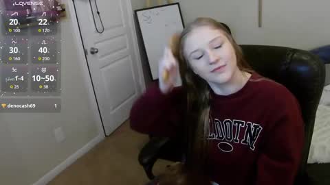 Snapshot of southerbunny chatting on 12/19/24, 11:50 Bunnydathug online show from 12/19/24, 11:50