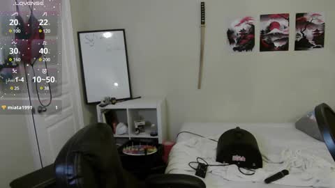 Snapshot of southerbunny chatting on 02/21/25, 10:17 Bunnydathug online show from 02/21/25, 10:17