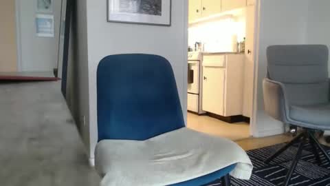 Souzdal Toronto online show from 12/13/25, 07:53