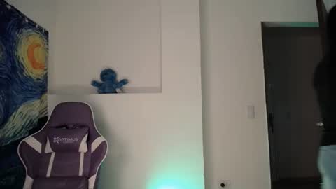 Ana  online show from 10/10/25, 04:50