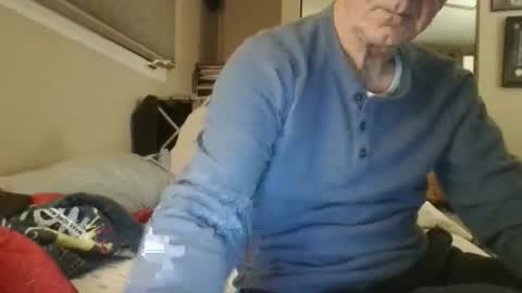 Snapshot of sox1957 chatting on 02/17/26, 12:29 sox1957 online show from 02/17/26, 12:29