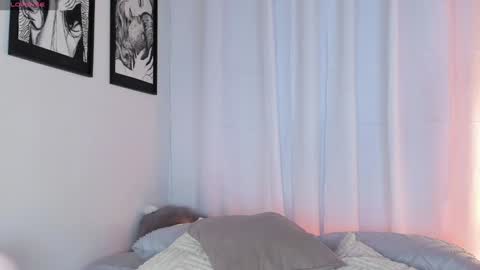 Snapshot of soy_iris chatting on 12/19/24, 11:25 Irisita online show from 12/19/24, 11:25