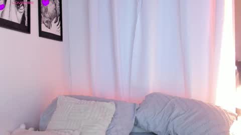 Snapshot of soy_iris chatting on 02/15/25, 02:37 Irisita online show from 02/15/25, 02:37