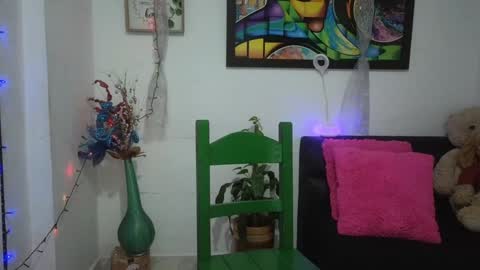 soy_isabel online show from 12/24/24, 11:00