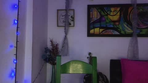 soy_isabel online show from 12/27/24, 02:04