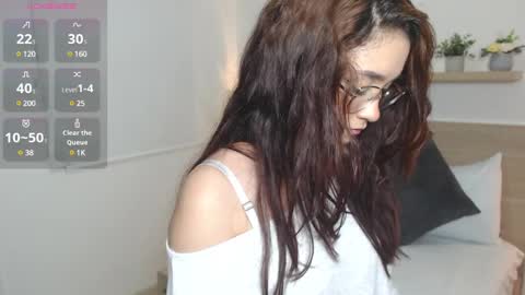 Snapshot of soy_mariana_ chatting on 02/09/25, 02:28 M A R I A N A online show from 02/09/25, 02:28