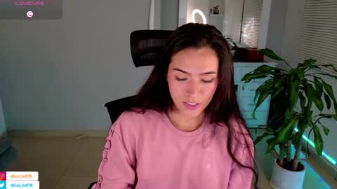 Luisa    online show from 01/28/25, 04:18