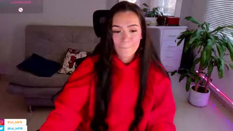 Luisa    online show from 02/13/25, 10:11