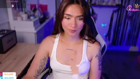 Luisa    online show from 04/04/26, 08:28