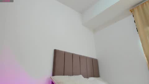 Instagram Soyamandaa  1 online show from 02/21/26, 07:15