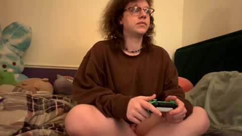 Snapshot of soyboy201 chatting on 11/18/25, 03:12 Soyboy20 online show from 11/18/25, 03:12