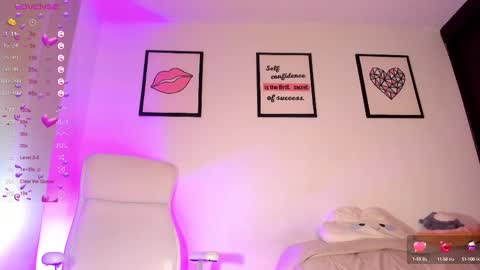 Juliana online show from 02/17/25, 08:04