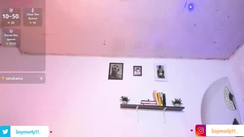 Snapshot of soymerly11_ chatting on 02/22/26, 09:46 Independent Model Merly online show from 02/22/26, 09:46