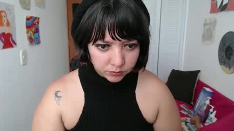 Nana Bela  online show from 09/10/25, 10:10