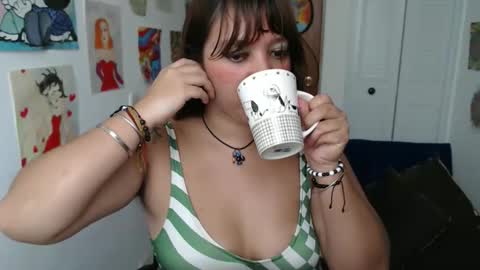 Nana Bela  online show from 03/06/26, 05:42