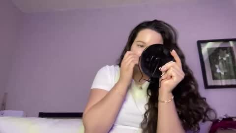 Soyoceanne online show from 02/24/26, 07:56