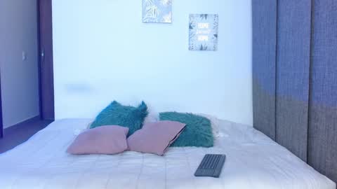      online show from 03/30/26, 01:06