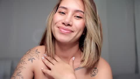 Snapshot of soytulu_ chatting on 12/02/24, 01:25 brisa s online show from 12/02/24, 01:25