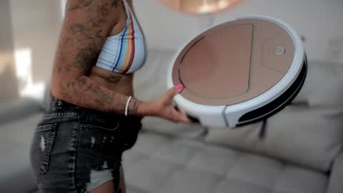 Snapshot of soytulu_ chatting on 01/08/25, 06:52 brisa s online show from 01/08/25, 06:52