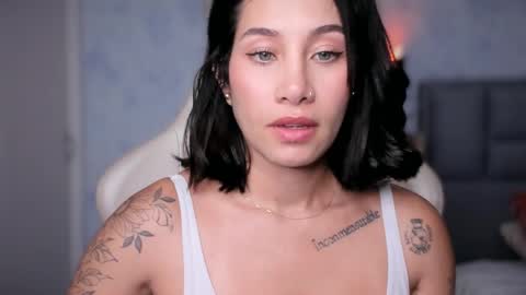 Snapshot of soytulu_ chatting on 11/06/25, 03:35 brisa s online show from 11/06/25, 03:35