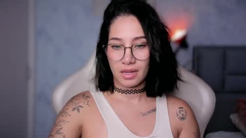 Snapshot of soytulu_ chatting on 11/08/25, 03:45 brisa s online show from 11/08/25, 03:45