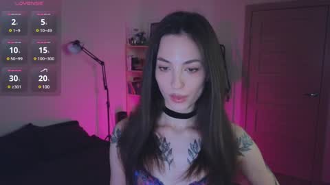 Snapshot of space_x_roxy chatting on 12/26/24, 06:22 Roxy online show from 12/26/24, 06:22