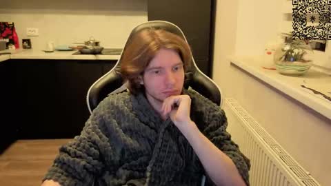 Mike online show from 10/26/25, 09:21