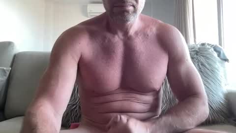spaniardhot online show from 10/11/25, 07:01