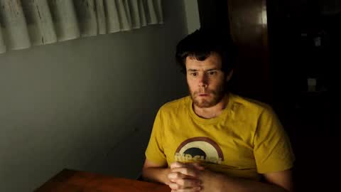 Snapshot of spanishboytenerife chatting on 02/27/25, 12:43 spanish online show from 02/27/25, 12:43