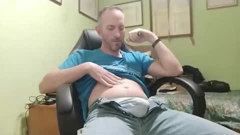 Manu  online show from 11/22/25, 04:39