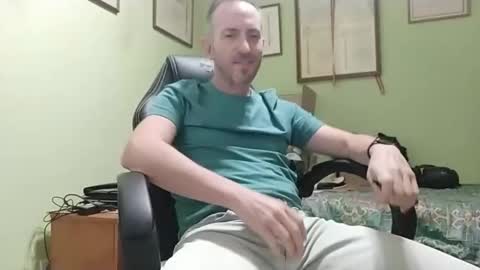 Manu  online show from 11/24/25, 05:12