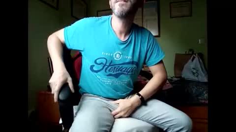 Manu  online show from 04/11/26, 03:27