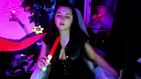 Snapshot of spanking_girls chatting on 10/24/25, 11:23 Evgenia online show from 10/24/25, 11:23