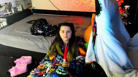 Snapshot of spanking_girls chatting on 11/08/25, 12:22 Evgenia online show from 11/08/25, 12:22