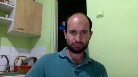 Snapshot of sparei7 chatting on 06/20/26, 11:18 Snaiky online show from 06/20/26, 11:18