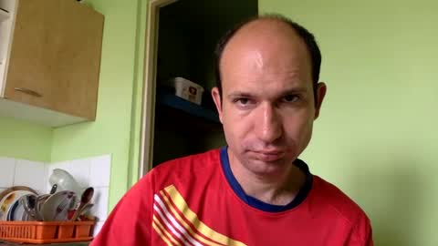 Snapshot of sparei7 chatting on 06/22/26, 10:56 Snaiky online show from 06/22/26, 10:56