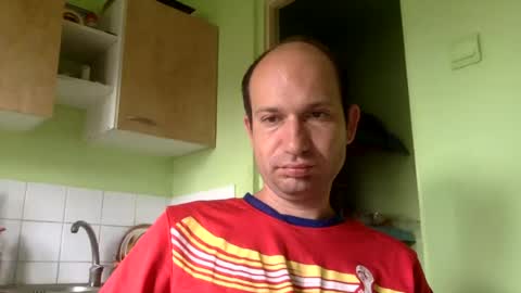 Snapshot of sparei7 chatting on 06/23/26, 10:24 Snaiky online show from 06/23/26, 10:24