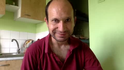 Snapshot of sparei7 chatting on 06/27/26, 04:45 Snaiky online show from 06/27/26, 04:45