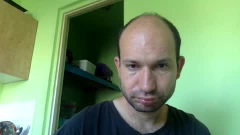 Snapshot of sparei7 chatting on 07/20/26, 09:23 Snaiky online show from 07/20/26, 09:23